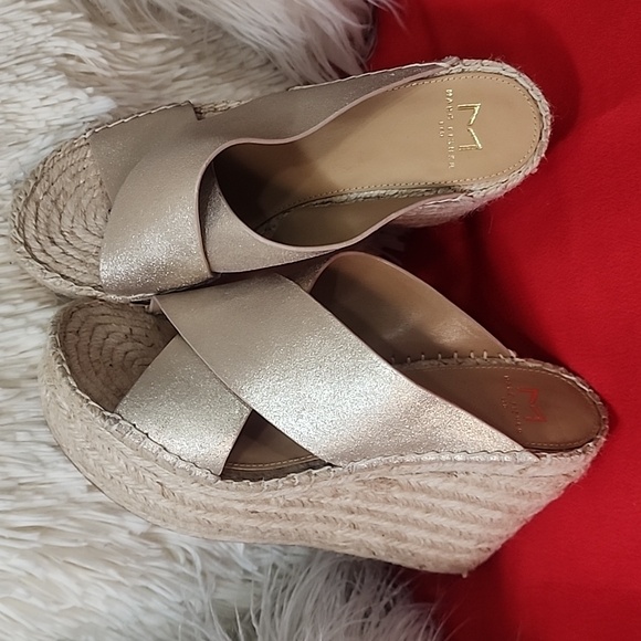 MARC FISHER SANDALS - Picture 7 of 12